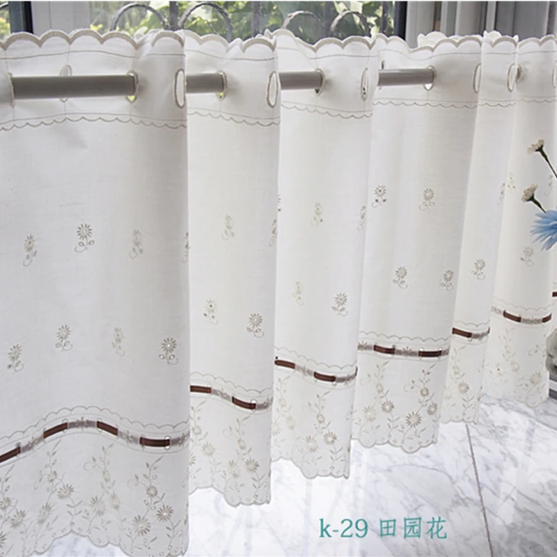 1Pc European Style Embroidered Floral Curtain Polyester Cotton Blending Curtains For Living Room/ Bedroom White Kitchen Curtains
1Pc European Style Embroidered Floral Curtain Polyester Cotton Blending Curtains For Living Room/ Bedroom White Kitchen Curtains
