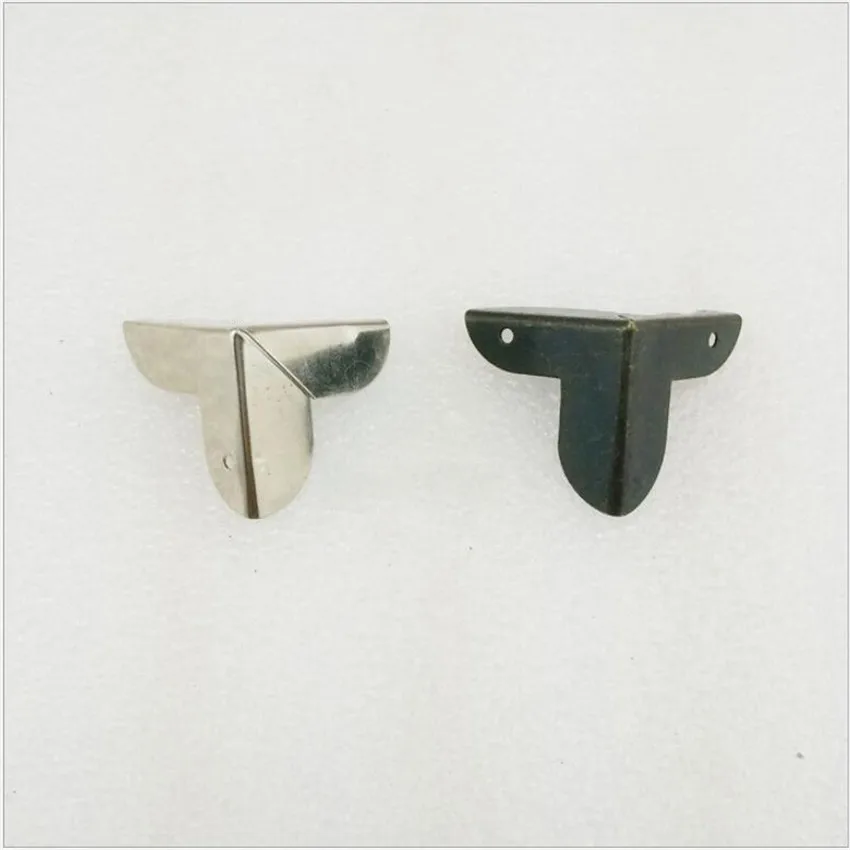 20 Pcs Antique Bronze Wood Box Feet Leg Corner Protector Guard Metal Crafts Decorative Bracket For Furniture Hardware
20 Pcs Antique Bronze Wood Box Feet Leg Corner Protector Guard Metal Crafts Decorative Bracket For Furniture Hardware