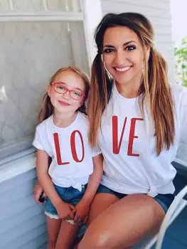 1PC Fashion Family Matching Clothes Short Sleeve Soft Mommy and Me Clothes LO&VE T-shirt Mother and Daughter Valentine Clothes
1PC Fashion Family Matching Clothes Short Sleeve Soft Mommy and Me Clothes LO&VE T-shirt Mother and Daughter Valentine Clothes