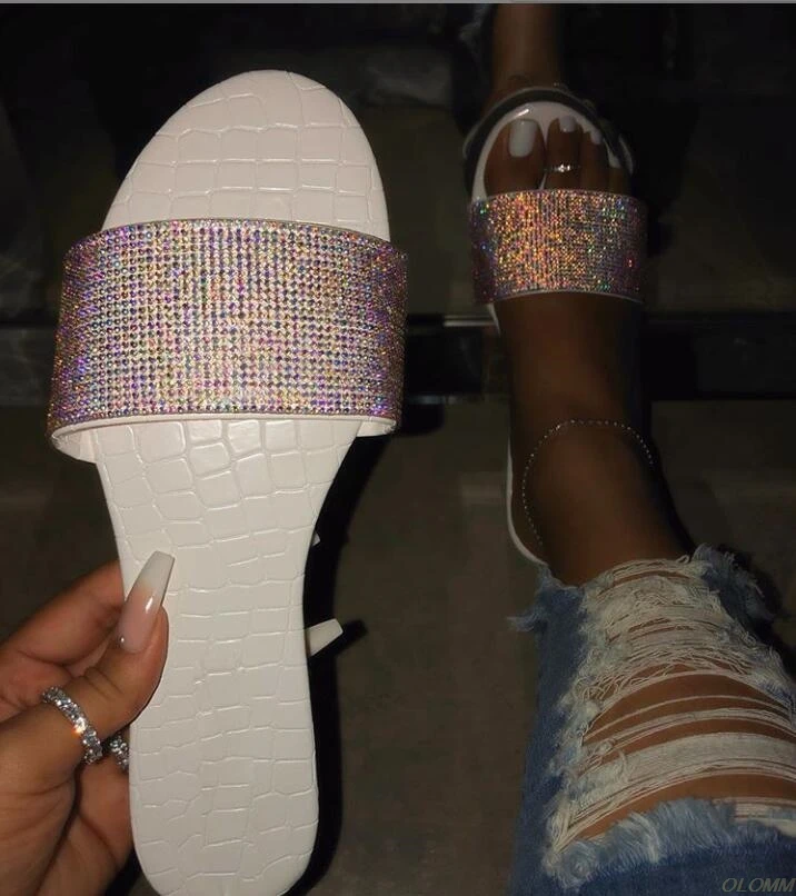 Dimond women slippers summer crystal Hollow flat Slide ladies open toe Comfort slip on Outdoor beach sandals woman shoes
Dimond women slippers summer crystal Hollow flat Slide ladies open toe Comfort slip on Outdoor beach sandals woman shoes