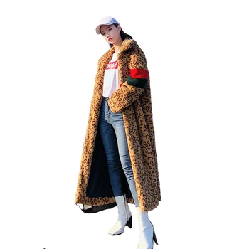 Rex Rabbit Fur women's coat leopard print red and green stitching fashion elegant warm coat temperament wild winter Leisure 
Rex Rabbit Fur women's coat leopard print red and green stitching fashion elegant warm coat temperament wild winter Leisure