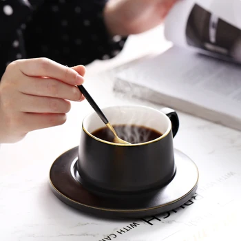 European-style Small Luxury Coffee Cup And Saucer Set Ceramic Household Mug Single Water Cup Simple And Delicate English Cup 
European-style Small Luxury Coffee Cup And Saucer Set Ceramic Household Mug Single Water Cup Simple And Delicate English Cup