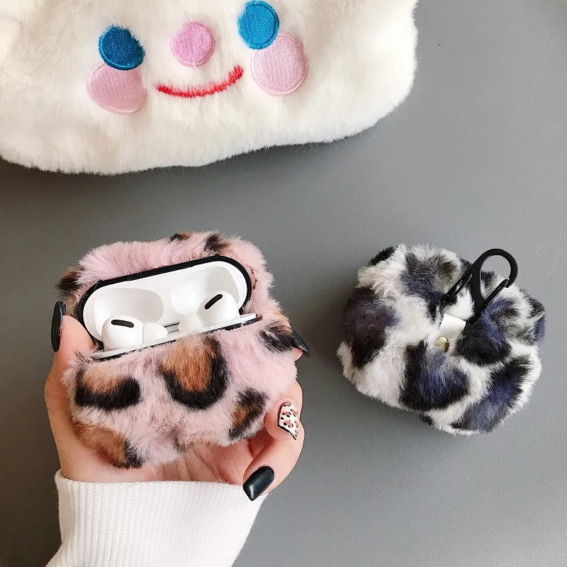 Luxury Anti-scratch animal leopard pattern plush case For Apple Airpods 1 2 3 Pro wireless charging cover for airpods pro gift
Luxury Anti-scratch animal leopard pattern plush case For Apple Airpods 1 2 3 Pro wireless charging cover for airpods pro gift
