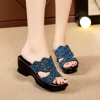 Rimocy Hollow Out Crystal Wedge Slippers Women High Heels Slip on Sandals Woman Summer 2020 New Fashion Outdoor Flip Flops Shoes
Rimocy Hollow Out Crystal Wedge Slippers Women High Heels Slip on Sandals Woman Summer 2020 New Fashion Outdoor Flip Flops Shoes