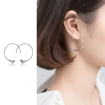 Mocanie Geometric Triangle Classic 925 Sterling Silver Hyperbole Hoop Earring for Women Hook Earring Japanese Style Fine Jewelry 
Mocanie Geometric Triangle Classic 925 Sterling Silver Hyperbole Hoop Earring for Women Hook Earring Japanese Style Fine Jewelry