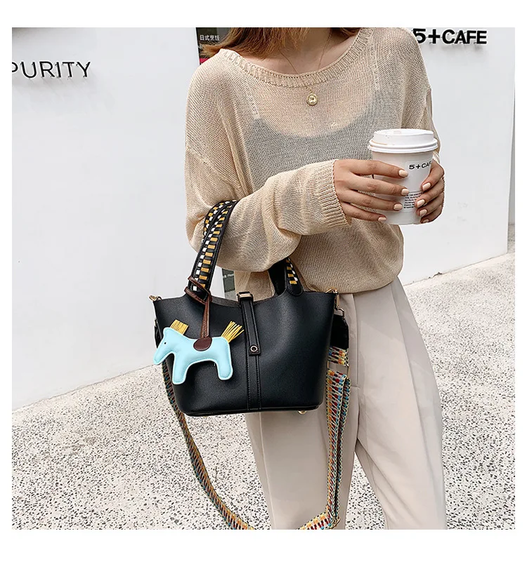 Women's Fashion Composite Bag 2pcs Female Leather Handbags Top Handle Bucket Bags Colorful Strap Crossbody Bag With Horse Tassel (63)