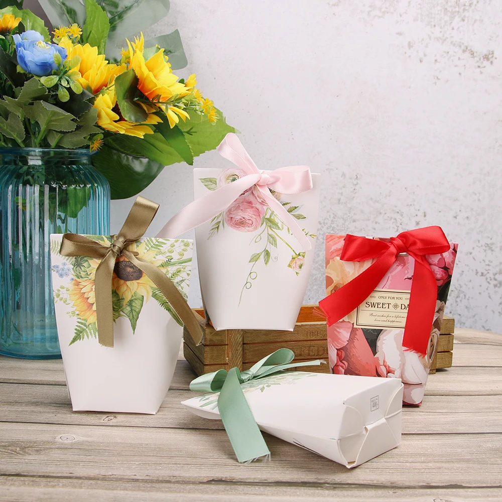 event & party gift bags & wrapping supplies       type:candy 