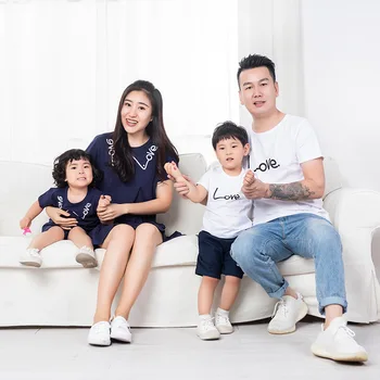 Summer Family Matching Outfits Dad Son White Short Sleeve T-Shirt Mother Daughter Blue Love Dresses Family Look Vacation Clothes
Summer Family Matching Outfits Dad Son White Short Sleeve T-Shirt Mother Daughter Blue Love Dresses Family Look Vacation Clothes