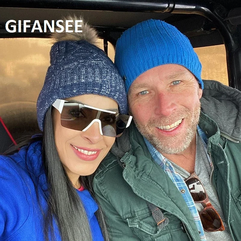 GIFANSEE Oversized rimless square women men sunglasses One-pieces mirror Gradient lens brand designer uv400 luxury vintage
GIFANSEE Oversized rimless square women men sunglasses One-pieces mirror Gradient lens brand designer uv400 luxury vintage