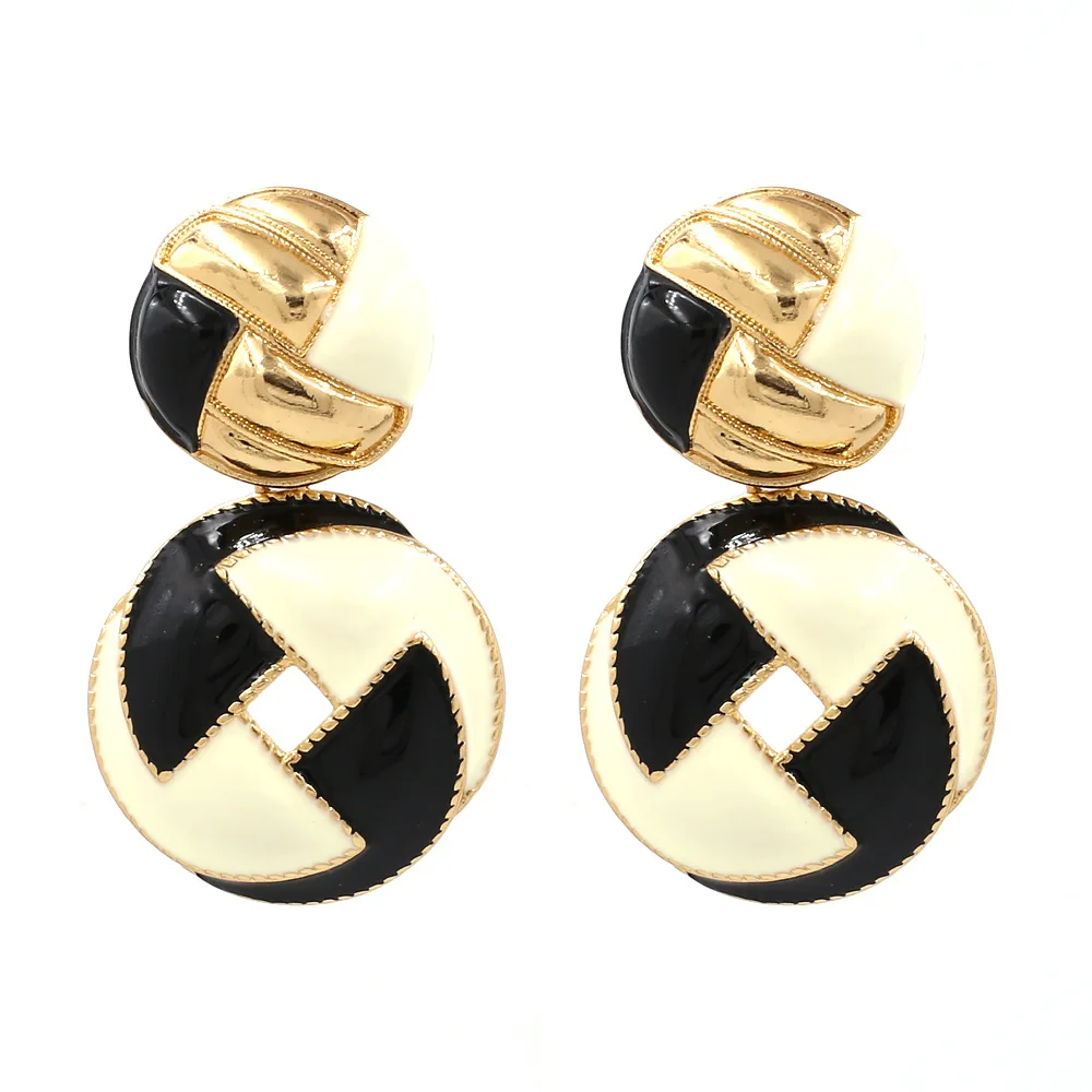 Europe and America Exaggerated Disc Round Coin Drop Colorful Earring for Women Vintage Metal Geometry Elegant Earrings
Europe and America Exaggerated Disc Round Coin Drop Colorful Earring for Women Vintage Metal Geometry Elegant Earrings