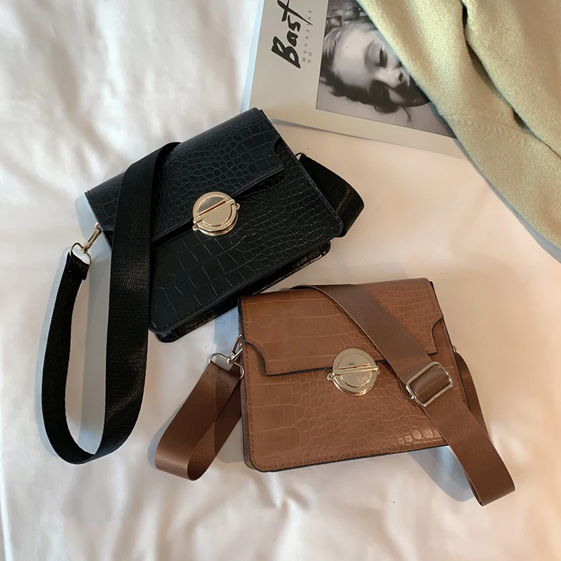 2020 Crocodile Pattern Shoulder Messenger Bag Alligator Small Flap Bag Causal Crossbody Bags Totes Bag Lady Handbag Clutch Purse
2020 Crocodile Pattern Shoulder Messenger Bag Alligator Small Flap Bag Causal Crossbody Bags Totes Bag Lady Handbag Clutch Purse