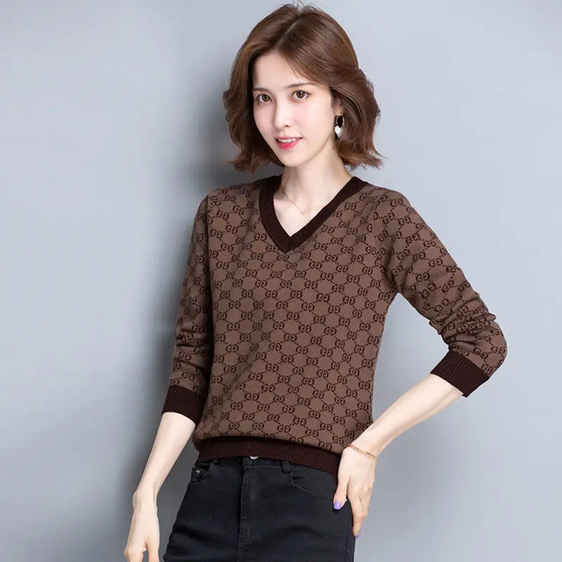 Fall and winter new style sweater Woman v Collar loose pullover 2020 fashion fall jacket jacket jacket undershirt
Fall and winter new style sweater Woman v Collar loose pullover 2020 fashion fall jacket jacket jacket undershirt
