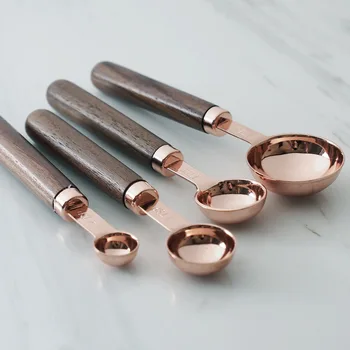 Rose Gold Stainless Steel Spoon Baking Tools 4 set of Installed Logs Handle Copper Measuring Spoon Scale Measuring Cup
Rose Gold Stainless Steel Spoon Baking Tools 4 set of Installed Logs Handle Copper Measuring Spoon Scale Measuring Cup