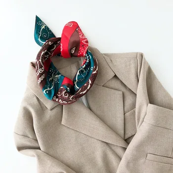 2020 Small Square Hijab Neck Scarf Women 100% Real Silk Scarves Print Pashmina Brand Bandana Female Foulard Office Lady Wraps
2020 Small Square Hijab Neck Scarf Women 100% Real Silk Scarves Print Pashmina Brand Bandana Female Foulard Office Lady Wraps