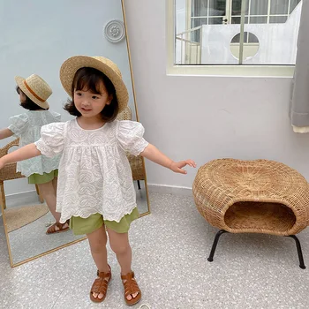 2020 Summer Girls Baby Short Sleeve White Lace Top Shirts Toddler Children Fashion Cotton Solid Color Blouse Clothes
2020 Summer Girls Baby Short Sleeve White Lace Top Shirts Toddler Children Fashion Cotton Solid Color Blouse Clothes