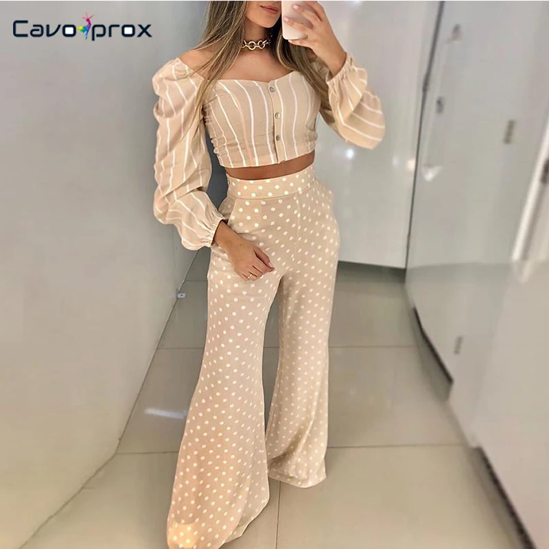 Women Two Piece Matching Sets Stripe Printed Button Down Top Blouse & Dot Printed High Waist Wide Leg Pants Elegant Suit
Women Two Piece Matching Sets Stripe Printed Button Down Top Blouse & Dot Printed High Waist Wide Leg Pants Elegant Suit