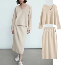 Elmsk Sweaters Women England Fashion Simple Solid V-neck Loose Pullovers Pockets High Waist Knitted Midi Skirts Women Sets
Elmsk Sweaters Women England Fashion Simple Solid V-neck Loose Pullovers Pockets High Waist Knitted Midi Skirts Women Sets