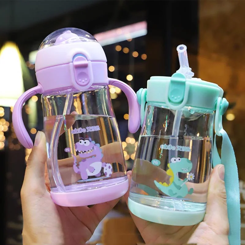 350ml Toddler Infant Water Bottle Kids Baby Feeding Cup Cute Cartoon Dinosaur Tritan Safe Lovely Baby Water Cup With 2 Use
350ml Toddler Infant Water Bottle Kids Baby Feeding Cup Cute Cartoon Dinosaur Tritan Safe Lovely Baby Water Cup With 2 Use