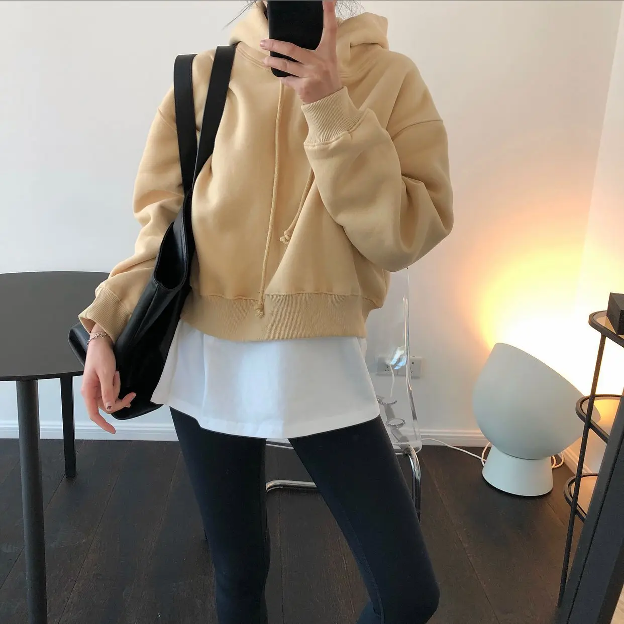 Spring Trendy Sweatshirt Casual Hooded Sweatshirt Wild Was Thin Short Section Plus Velvet Soft Thick Black Sweatshirt Women 2020
Spring Trendy Sweatshirt Casual Hooded Sweatshirt Wild Was Thin Short Section Plus Velvet Soft Thick Black Sweatshirt Women 2020