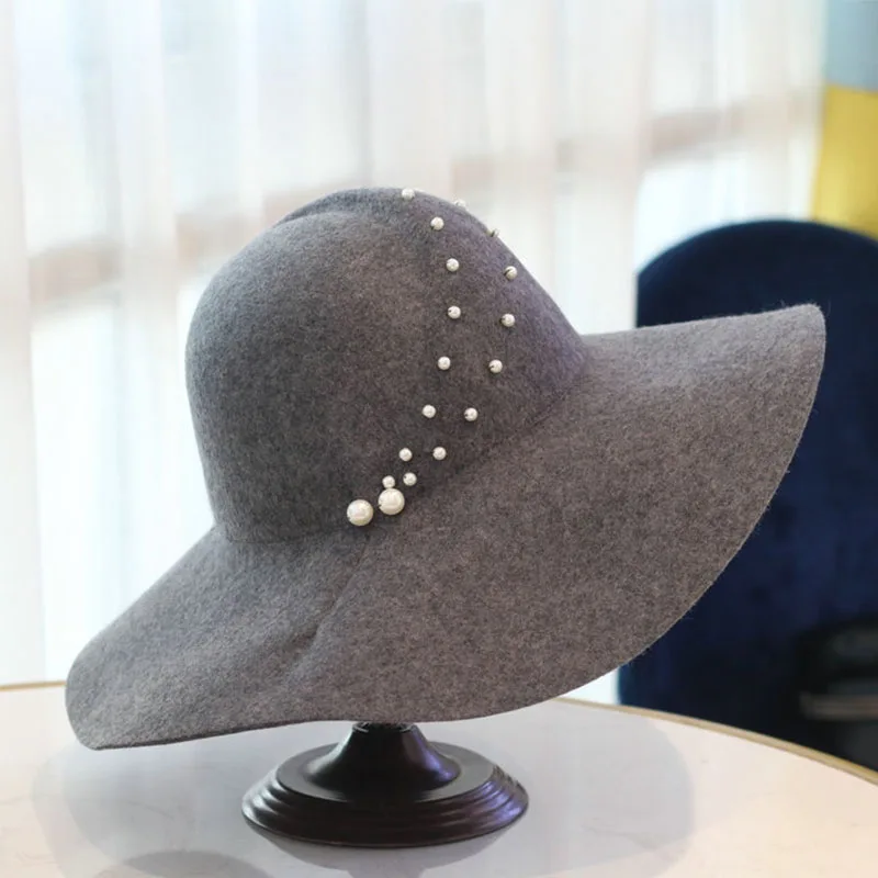Vintage Style Wool Floppy Hat Elegant Foldable Pearls Trimmed Women Winter Hat 100% Wool Wide Brim Feodrs Church Dress Derby Hat
Vintage Style Wool Floppy Hat Elegant Foldable Pearls Trimmed Women Winter Hat 100% Wool Wide Brim Feodrs Church Dress Derby Hat