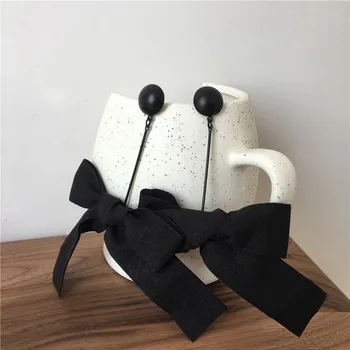 2020 New Korean sweet Black bowknot Hyperbole Women Earrings senior long joker atmospher fashion Drop Earrings Jewelry
2020 New Korean sweet Black bowknot Hyperbole Women Earrings senior long joker atmospher fashion Drop Earrings Jewelry