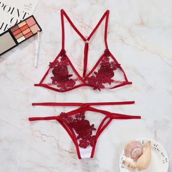 Sexy Women'S Bra Set Stripper Clothes Red Flower G-String Lingerie Set Transparent Bra Femal Floral Lace Underwear
Sexy Women'S Bra Set Stripper Clothes Red Flower G-String Lingerie Set Transparent Bra Femal Floral Lace Underwear