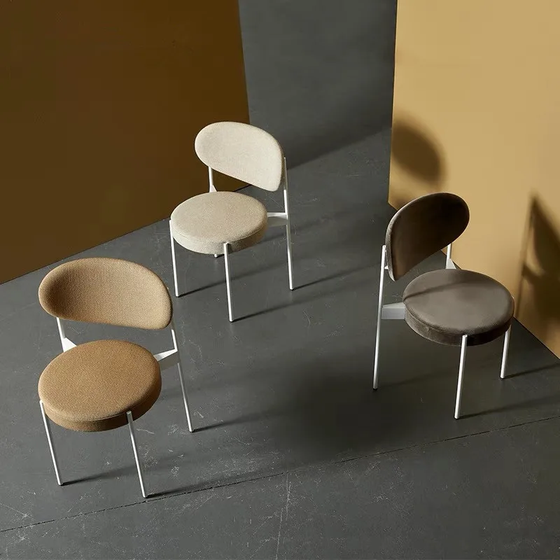 Nordic INS Outdoor Casual Home Furniture Dining Table and Chair Simple Modern Iron Personality Creative Comfortable Coffee Chair
Nordic INS Outdoor Casual Home Furniture Dining Table and Chair Simple Modern Iron Personality Creative Comfortable Coffee Chair