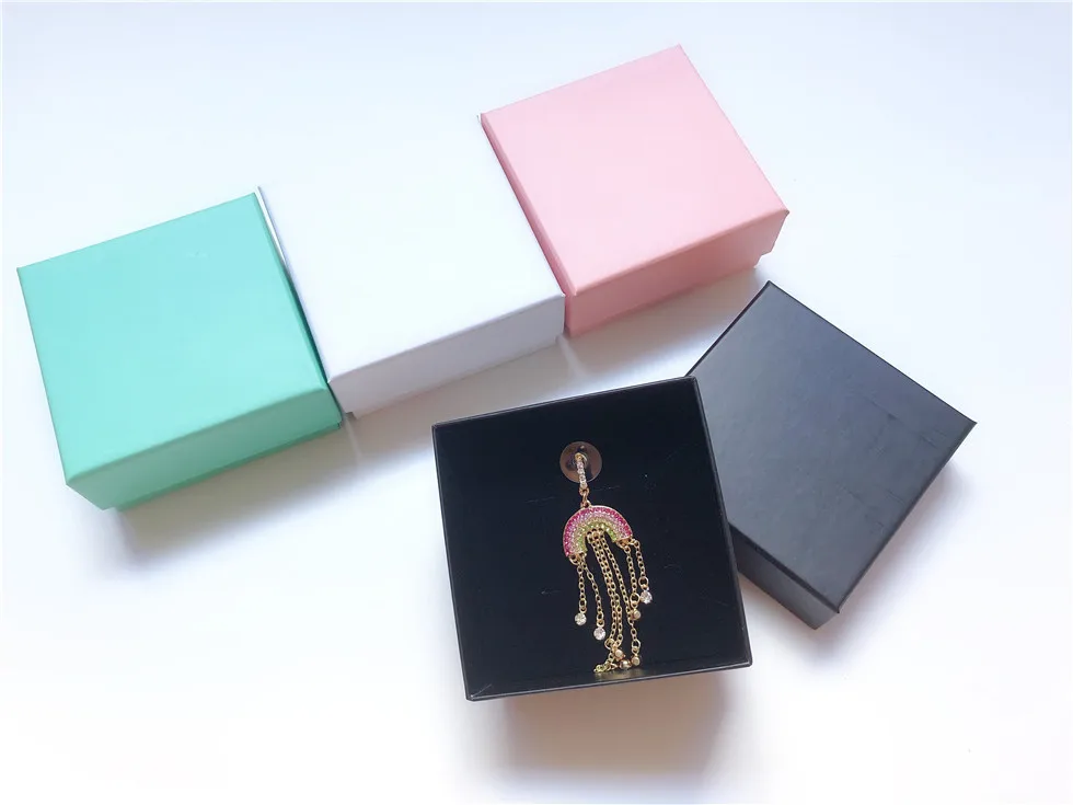 1PC Fashion Square Jewelry Box Ring Earrings Bracelet Necklace Present Gift Box Case Package Jewelry Box Organizer
1PC Fashion Square Jewelry Box Ring Earrings Bracelet Necklace Present Gift Box Case Package Jewelry Box Organizer
