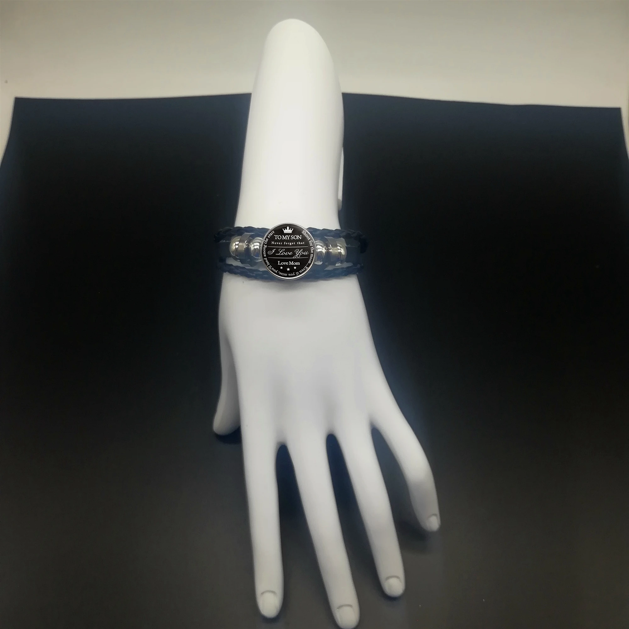 2019 New Charm Fashion I Love You Love Mom Rope Leather Braided Bracelet
2019 New Charm Fashion I Love You Love Mom Rope Leather Braided Bracelet