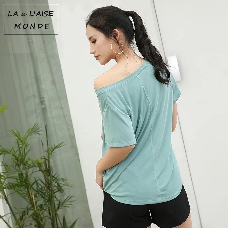 2019 New Yoga Top Sport Shirt Woman Fitness Sports T-shirts Workout Tops For Women Loose Gym Sport Top T-shirt For Yoga
2019 New Yoga Top Sport Shirt Woman Fitness Sports T-shirts Workout Tops For Women Loose Gym Sport Top T-shirt For Yoga