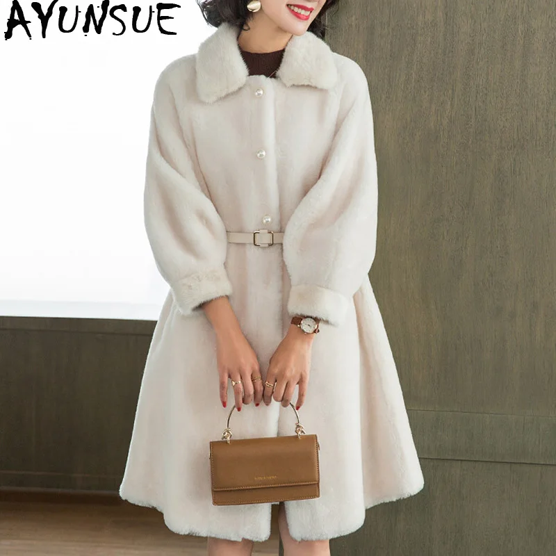 AYUNSUE Double Faced Fur Coat Female Sheep Shearling Fur Coats Winter Jacket Women Mink Fur Collar Genuine Leather Jacket MY3883
AYUNSUE Double Faced Fur Coat Female Sheep Shearling Fur Coats Winter Jacket Women Mink Fur Collar Genuine Leather Jacket MY3883