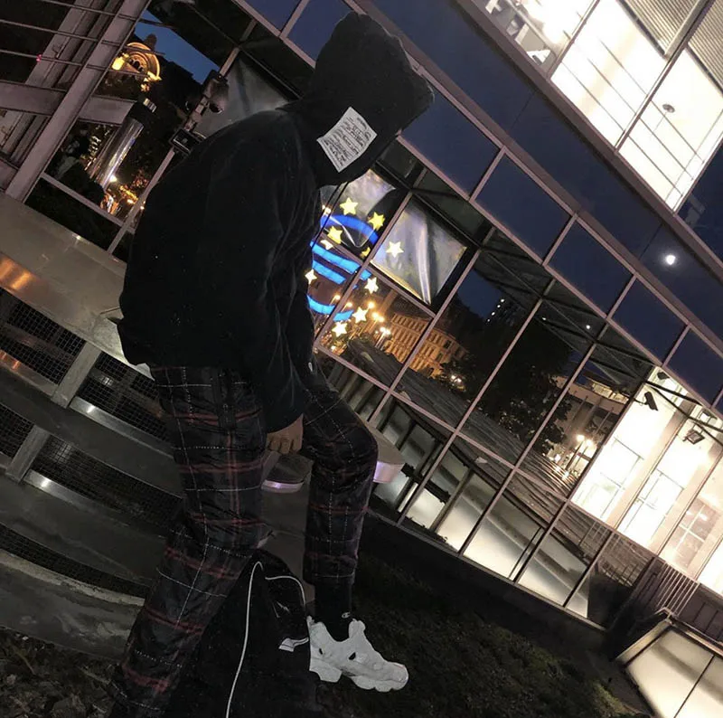 00 (13)