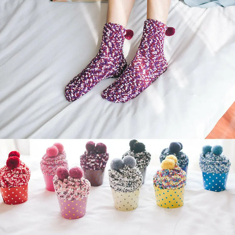 New Autumn Winter Keep Warm Women's Socks Gift Box for Girlfriend Hairball Kawaii Colorful Dot Wool Sock Home Sleep Thick Meias
New Autumn Winter Keep Warm Women's Socks Gift Box for Girlfriend Hairball Kawaii Colorful Dot Wool Sock Home Sleep Thick Meias