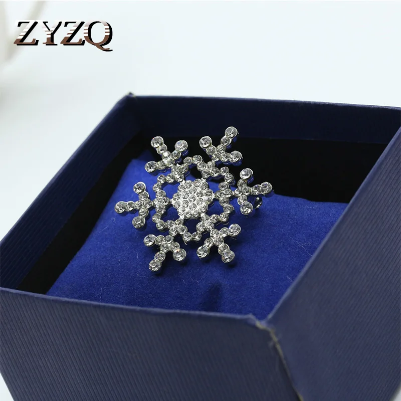 ZYZQ Christmas Snow Flake Shaped Brooch Exquisite Elegant Sweater Accessories Brooch Cute Christams Present For Sweet Girl
ZYZQ Christmas Snow Flake Shaped Brooch Exquisite Elegant Sweater Accessories Brooch Cute Christams Present For Sweet Girl