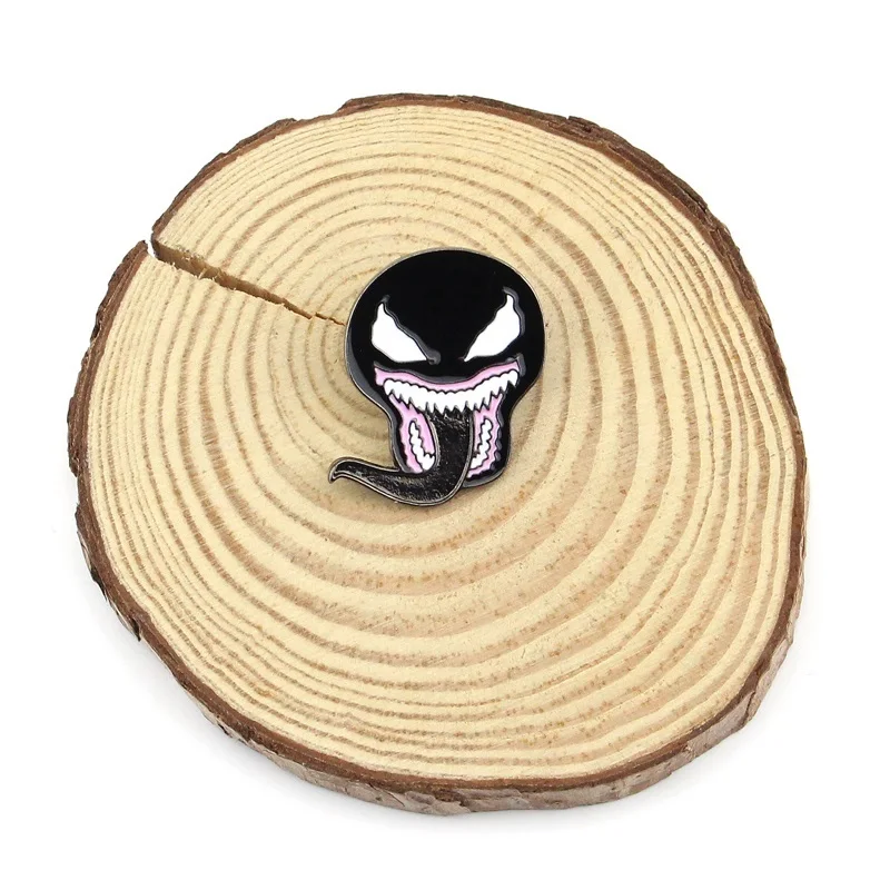 Vintage Venom Spiderman Enamel Pin Black Symbiote mask with tongue Metal Lapel Brooch Spooky Movie Horror Sci Fi Venom Jewelry
Vintage Venom Spiderman Enamel Pin Black Symbiote mask with tongue Metal Lapel Brooch Spooky Movie Horror Sci Fi Venom Jewelry