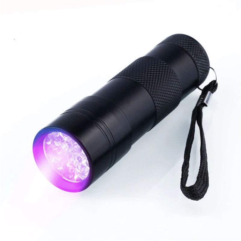 12 LED Flashlights UV Lilght Torch High powerful Flashlight Battery Torchlight hand Ultraviolet Urine Detector Dog Cat Pet Stain
12 LED Flashlights UV Lilght Torch High powerful Flashlight Battery Torchlight hand Ultraviolet Urine Detector Dog Cat Pet Stain
