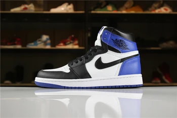 Nike Air Jordan 1 High OG AJ1 Black Toes Basketball Shoes Men Women Comfortable Breatheable Sports Outdoor High Sneakers,36-46
Nike Air Jordan 1 High OG AJ1 Black Toes Basketball Shoes Men Women Comfortable Breatheable Sports Outdoor High Sneakers,36-46