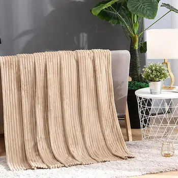 150*200CM Solid Color Cloud Velvet Pumping Blanket Flannel Thickened Yoga Warm Blanket 
150*200CM Solid Color Cloud Velvet Pumping Blanket Flannel Thickened Yoga Warm Blanket