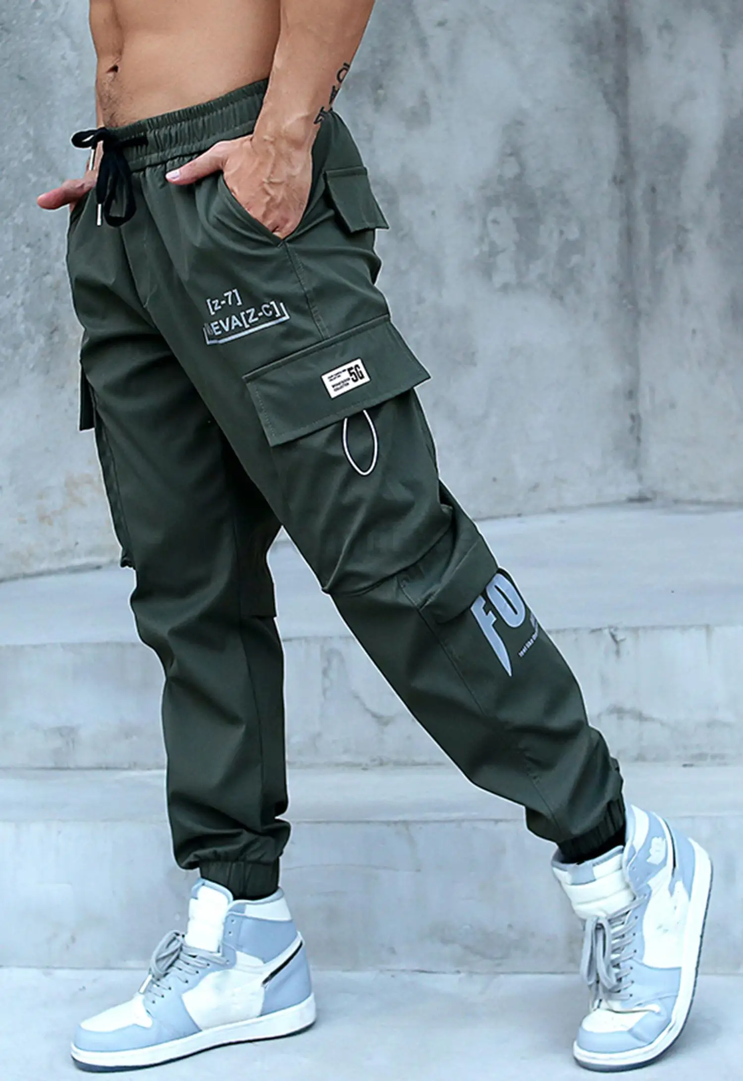 Streetwear Jogging Multi Pockets Cargo Techwear Pants For Mens 
Streetwear Jogging Multi Pockets Cargo Techwear Pants For Mens