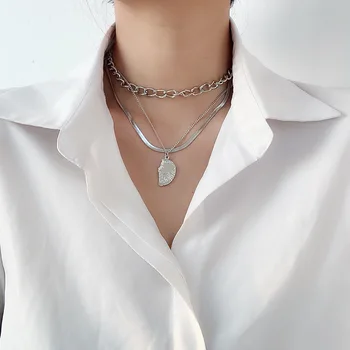 Europe and America INS-Style Gold-Tone Multilayer Stacked Irregular Snake Bone Necklace Cool Versatile Necklace Fashionable Hip
Europe and America INS-Style Gold-Tone Multilayer Stacked Irregular Snake Bone Necklace Cool Versatile Necklace Fashionable Hip