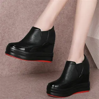 Platform Pumps Shoes Women Genuine Leather Wedges High Heel Ankle Boots Female Med Top Round Toe Fashion Sneakers Casual Shoes
Platform Pumps Shoes Women Genuine Leather Wedges High Heel Ankle Boots Female Med Top Round Toe Fashion Sneakers Casual Shoes