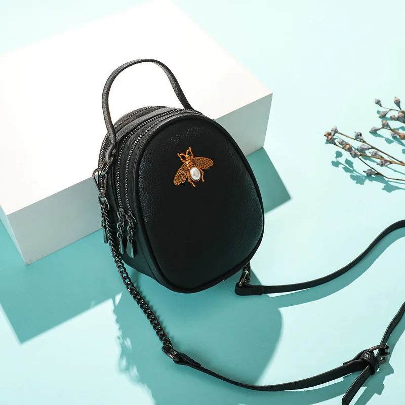 Korean-style Simple Small Bee Pearl Square Sling Bag Multi-Compartment Headphone Jack Shoulder Oblique WOMEN'S Bag
Korean-style Simple Small Bee Pearl Square Sling Bag Multi-Compartment Headphone Jack Shoulder Oblique WOMEN'S Bag