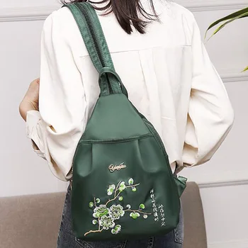 Backpack 2020 new ladies luxury travel backpack fashion student bag multifunctional shoulder bag embroidery flower pattern backp 
Backpack 2020 new ladies luxury travel backpack fashion student bag multifunctional shoulder bag embroidery flower pattern backp