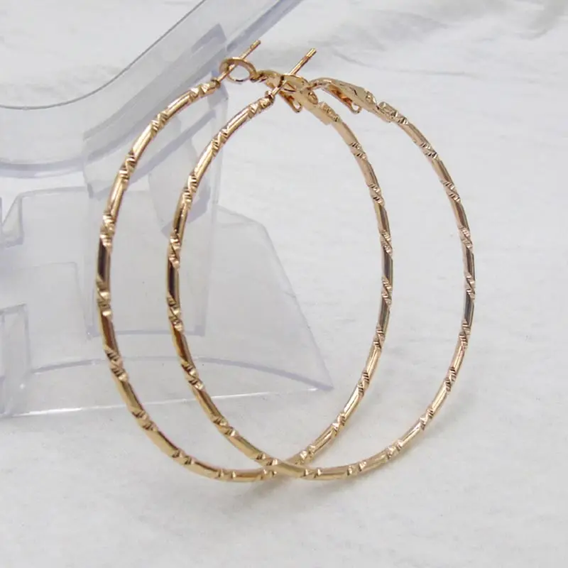 Round Big Circle Statement Earrings 2019 Geometric Gold Sliver Large Exaggerated Fashion Simple Drop Earring for Women Jewelry
Round Big Circle Statement Earrings 2019 Geometric Gold Sliver Large Exaggerated Fashion Simple Drop Earring for Women Jewelry