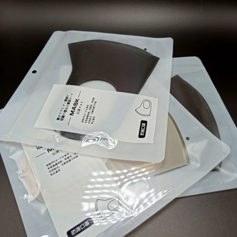 3PCS Mask Stop Air Pollution Sponge Solid Clean Winter Mouth Face Mask Anti Dust Fashion Sport Breathing Carbon Bicycle Mask
3PCS Mask Stop Air Pollution Sponge Solid Clean Winter Mouth Face Mask Anti Dust Fashion Sport Breathing Carbon Bicycle Mask