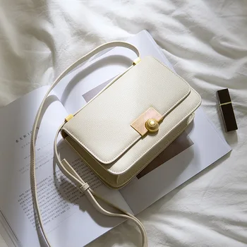 Cow Leather Small Square Bag Slung Female Lock 2020 Early Spring New Fashion One-shoulder Leather Cowhide Bag
Cow Leather Small Square Bag Slung Female Lock 2020 Early Spring New Fashion One-shoulder Leather Cowhide Bag