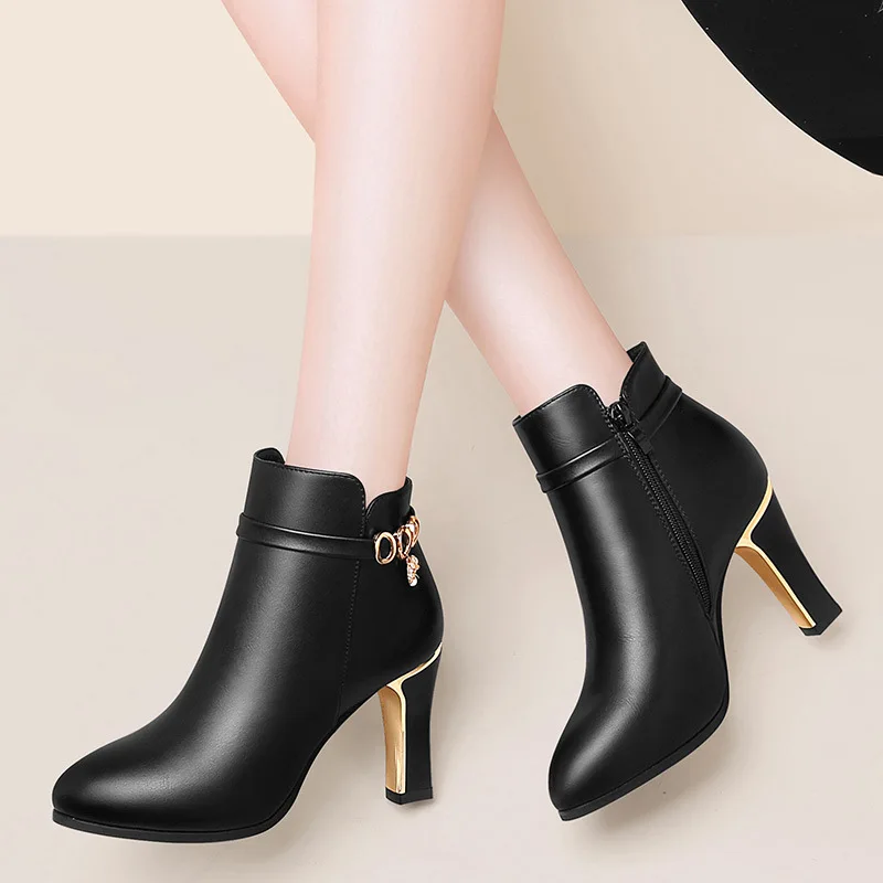 Autumn Stiletto Thin High Heels Pointed Toe Faux Leather Zipper Style Sexy Martin Boots Ankle Women Boots fur boots short boot
Autumn Stiletto Thin High Heels Pointed Toe Faux Leather Zipper Style Sexy Martin Boots Ankle Women Boots fur boots short boot
