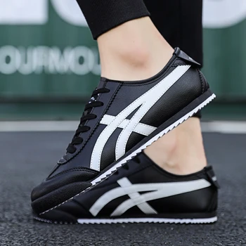 2020 New Men Casual Shoes Fashion Running Sports Shoes Comfortable Flat Sneakers Outdoor Sports Shoes Leather Waterproof Sneaker
2020 New Men Casual Shoes Fashion Running Sports Shoes Comfortable Flat Sneakers Outdoor Sports Shoes Leather Waterproof Sneaker