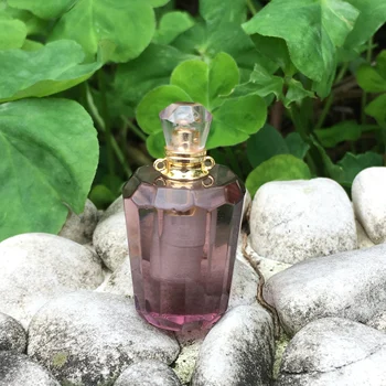 Cylindrical Cutting Necklace Translucent Crystal Bottle Cap Perfume Bottle pendant,Essential Oil Diffuser, gift necklace.
Cylindrical Cutting Necklace Translucent Crystal Bottle Cap Perfume Bottle pendant,Essential Oil Diffuser, gift necklace.