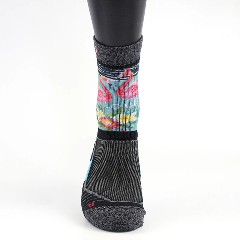 

Women New Fashion Digital Printing Selected Cushion Sports Socks High Quality Performance Moisture Combed Cotton Seamless Socks